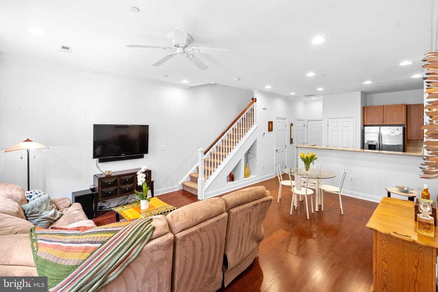 304 Captains Way photo 5