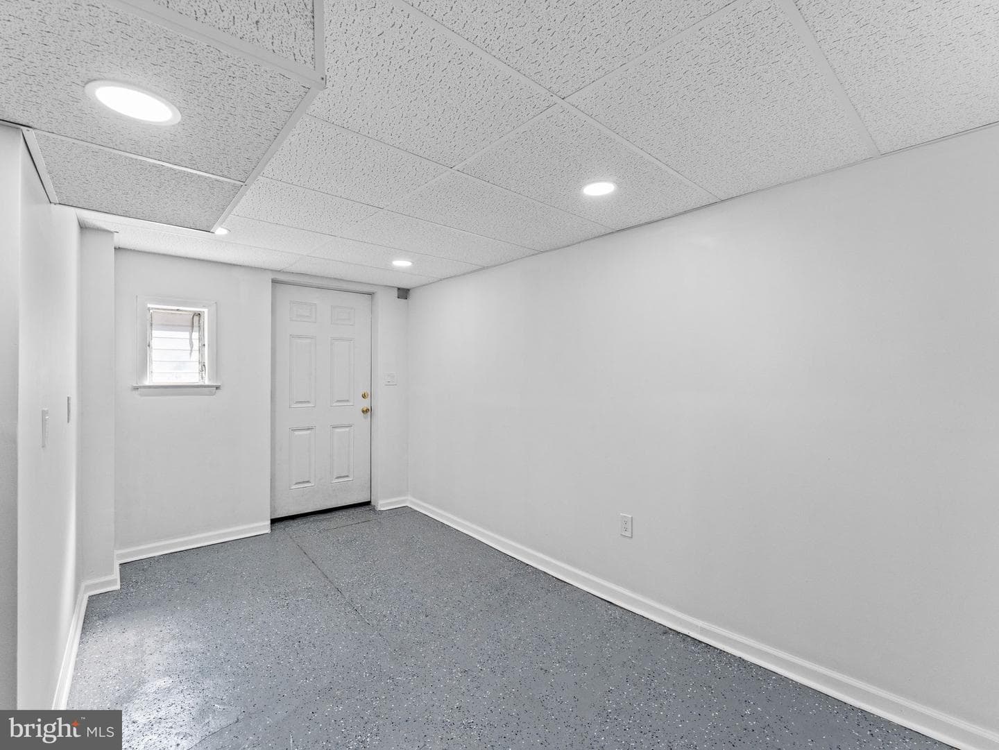 5921 Elsinore St photo 21