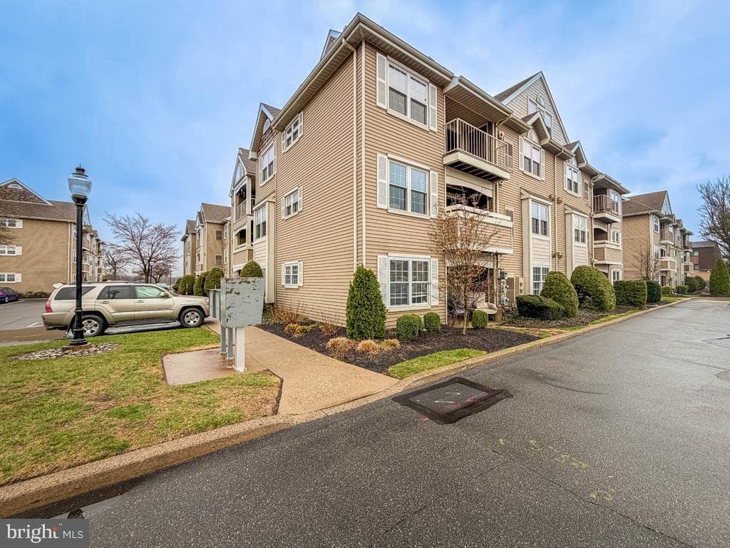 72307 Delaire Landing Road #307