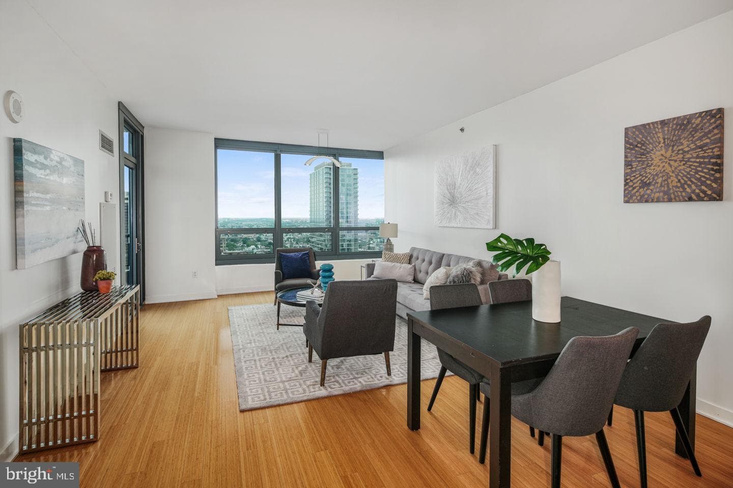 2101 Market Street #2405 photo 17