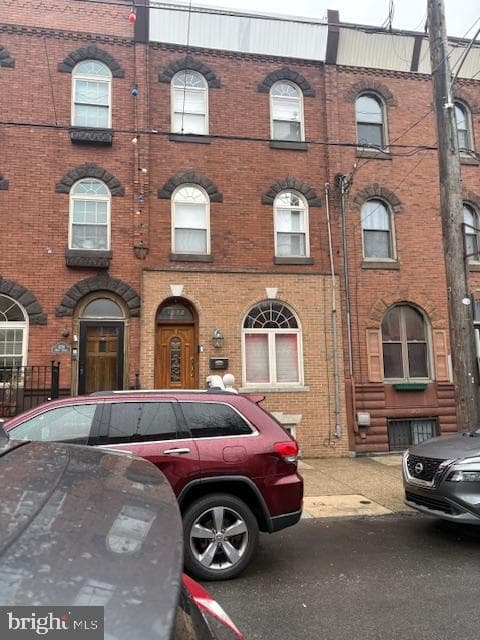 1232 Wolf Street photo 2