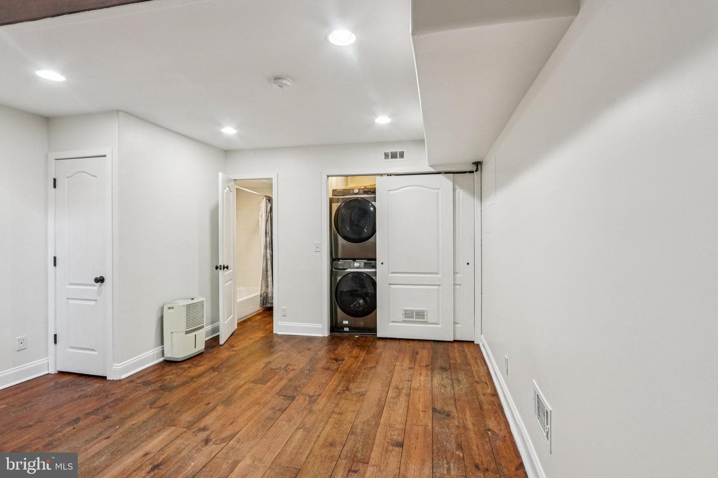 233 Brown Street #3 photo 11