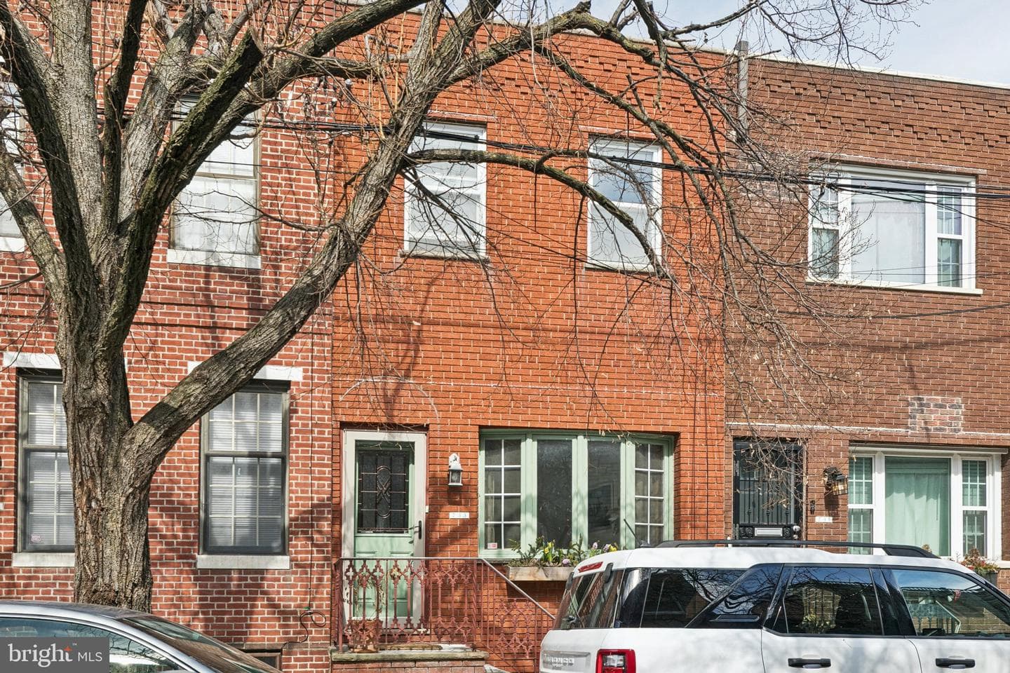 733 Montrose Street photo 22