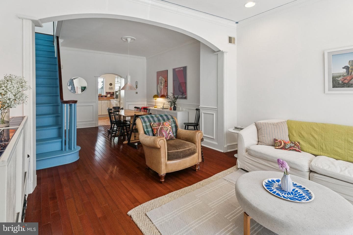 733 Montrose Street photo 4
