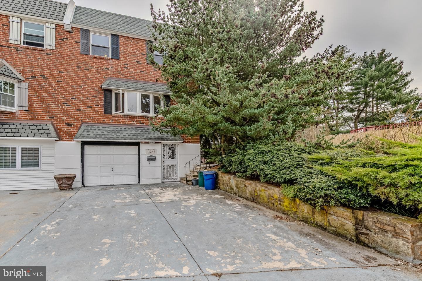 11247 Jeanes Place photo 1