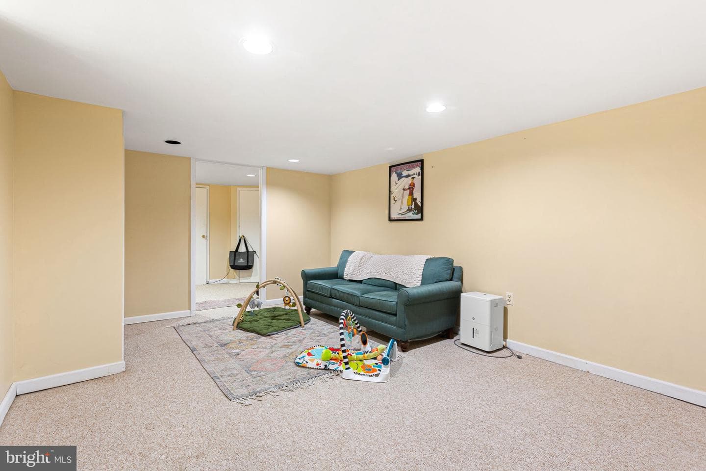 472 Markle Street photo 13
