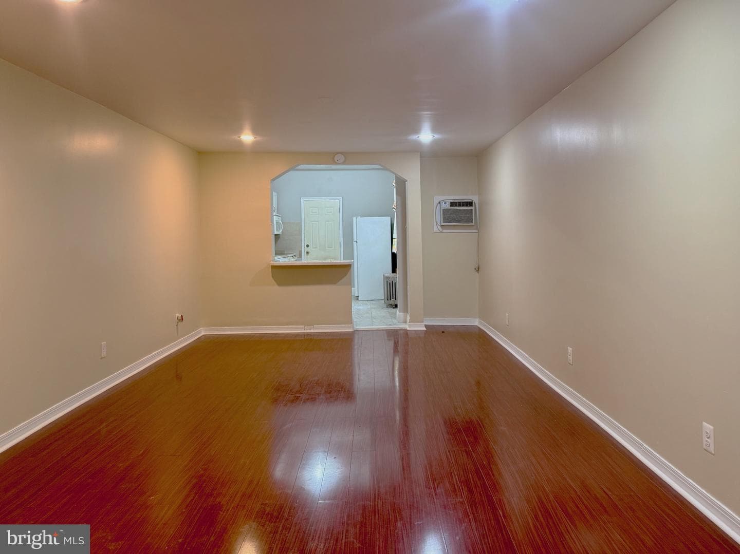 2512 N Front Street photo 8