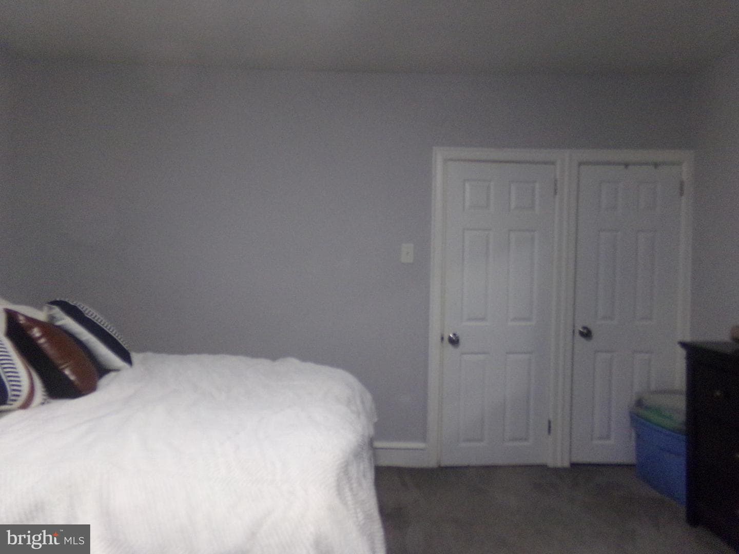 160 Linton Street photo 17