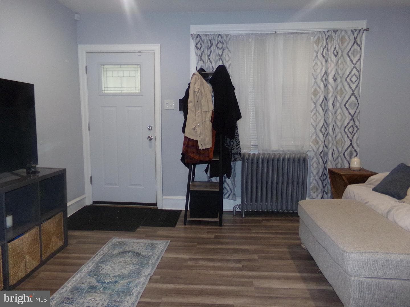 160 Linton Street photo 7