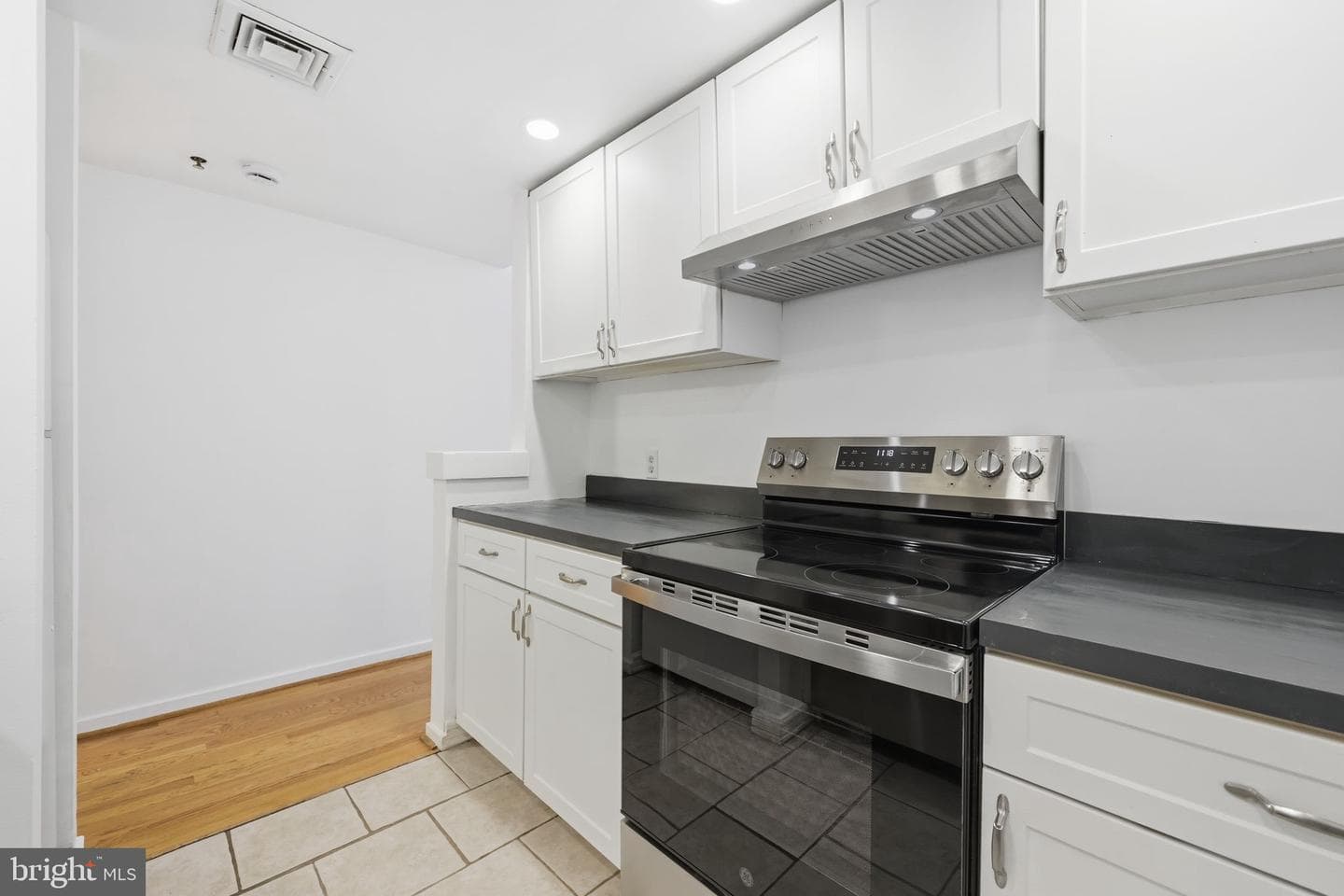 301 Race Street #c010 photo 13