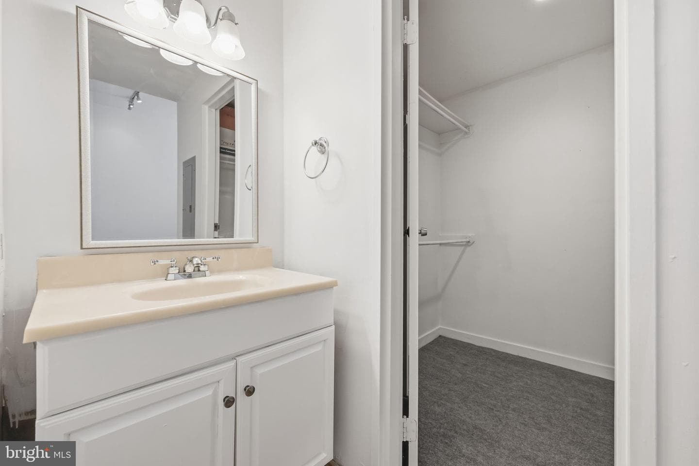 301 Race Street #c010 photo 22