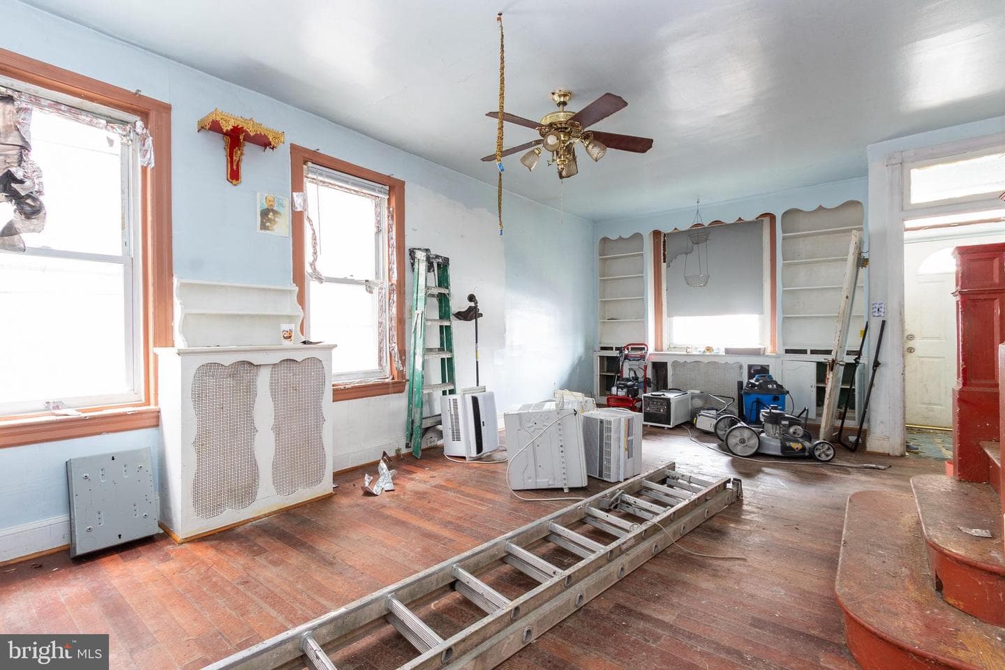 319 W Duncannon Avenue photo 6