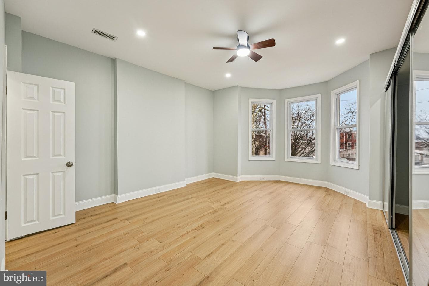 6051 Haverford Avenue photo 13