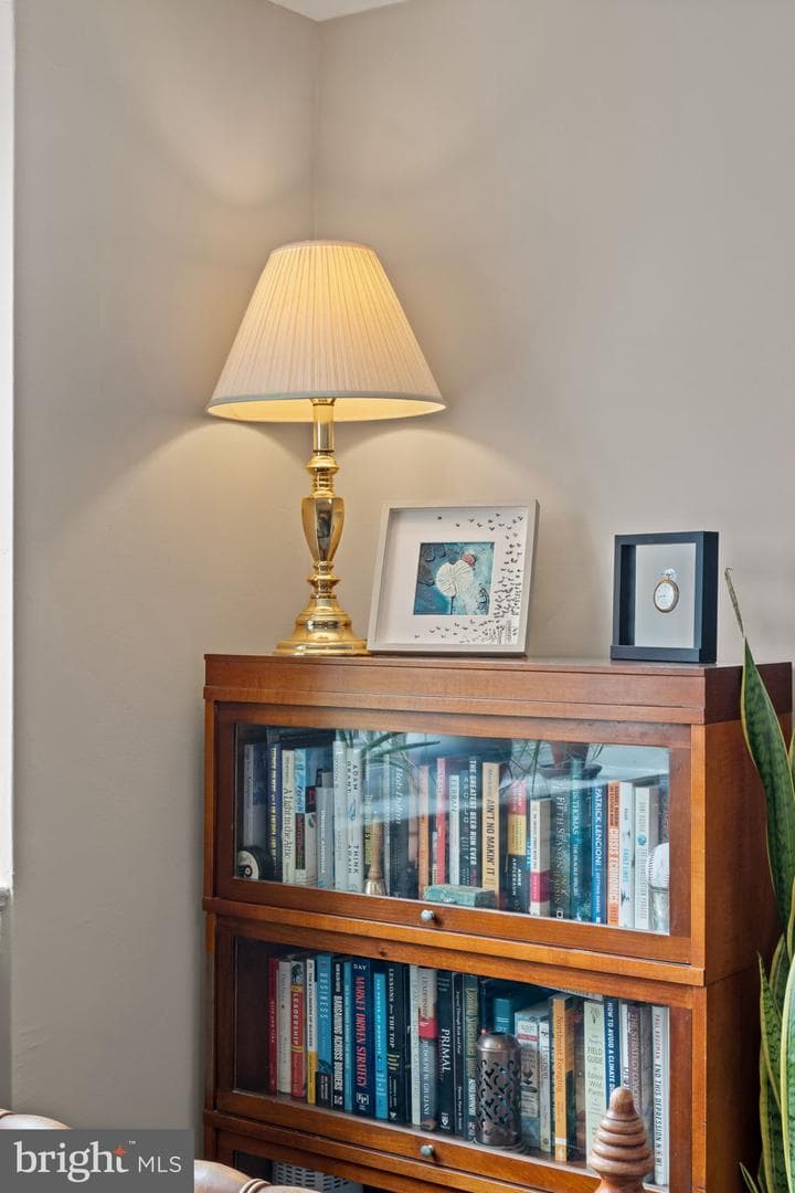 3447 Midvale Avenue photo 92