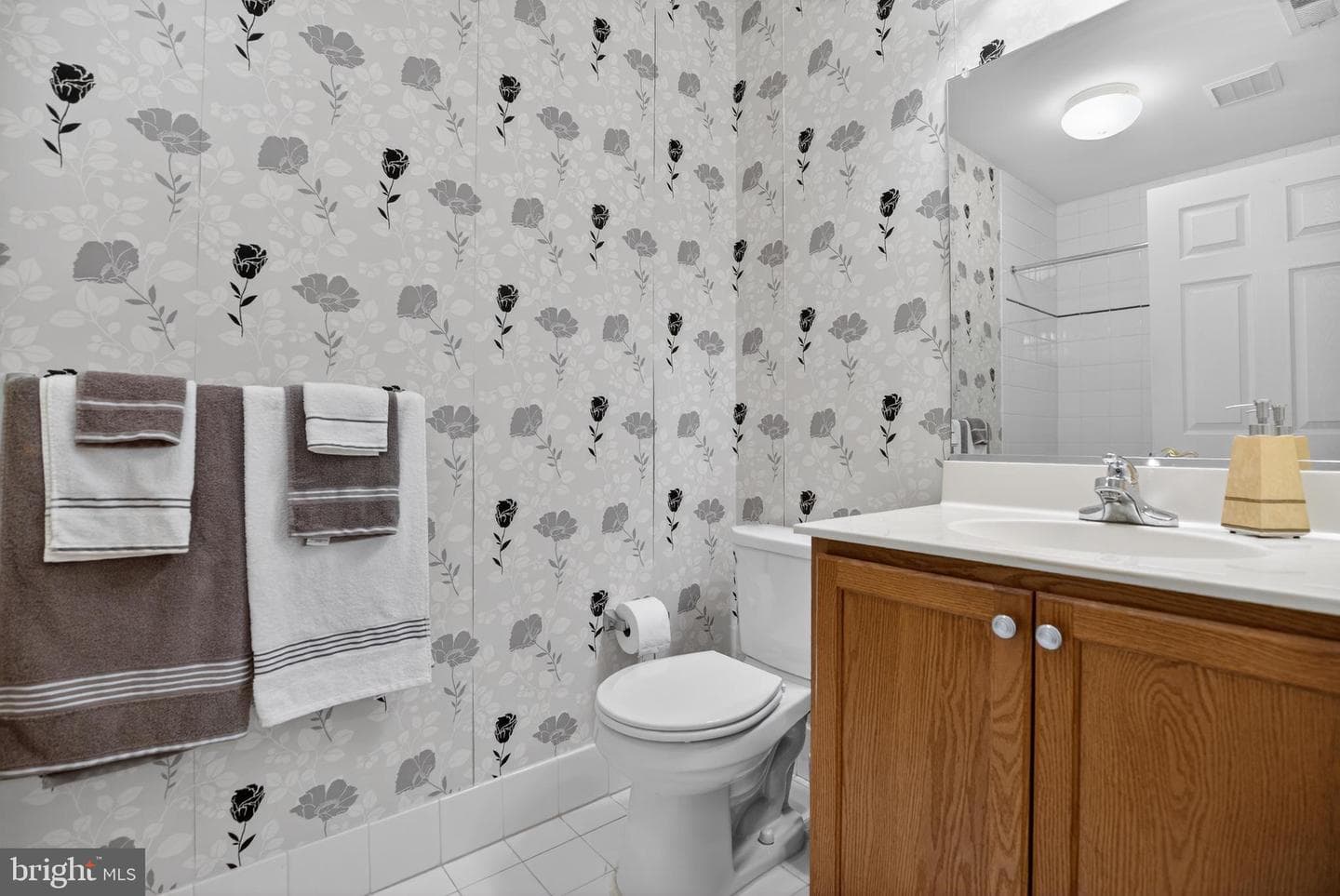 2036 W Reserve Drive photo 13