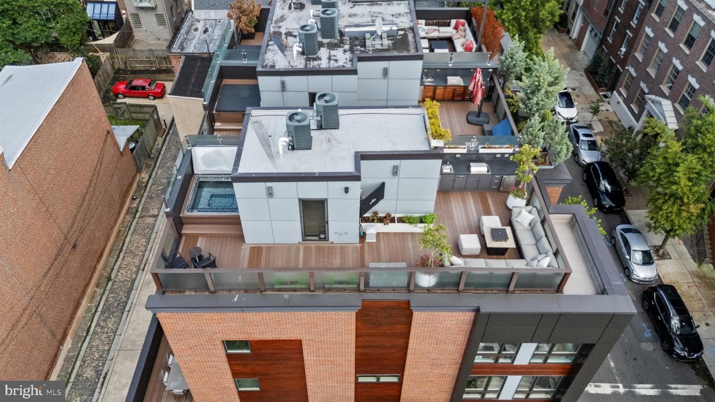 2147 Lombard Street photo 4