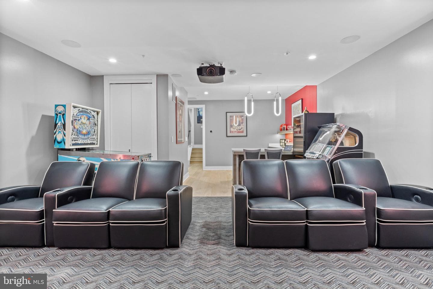 2147 Lombard Street photo 65