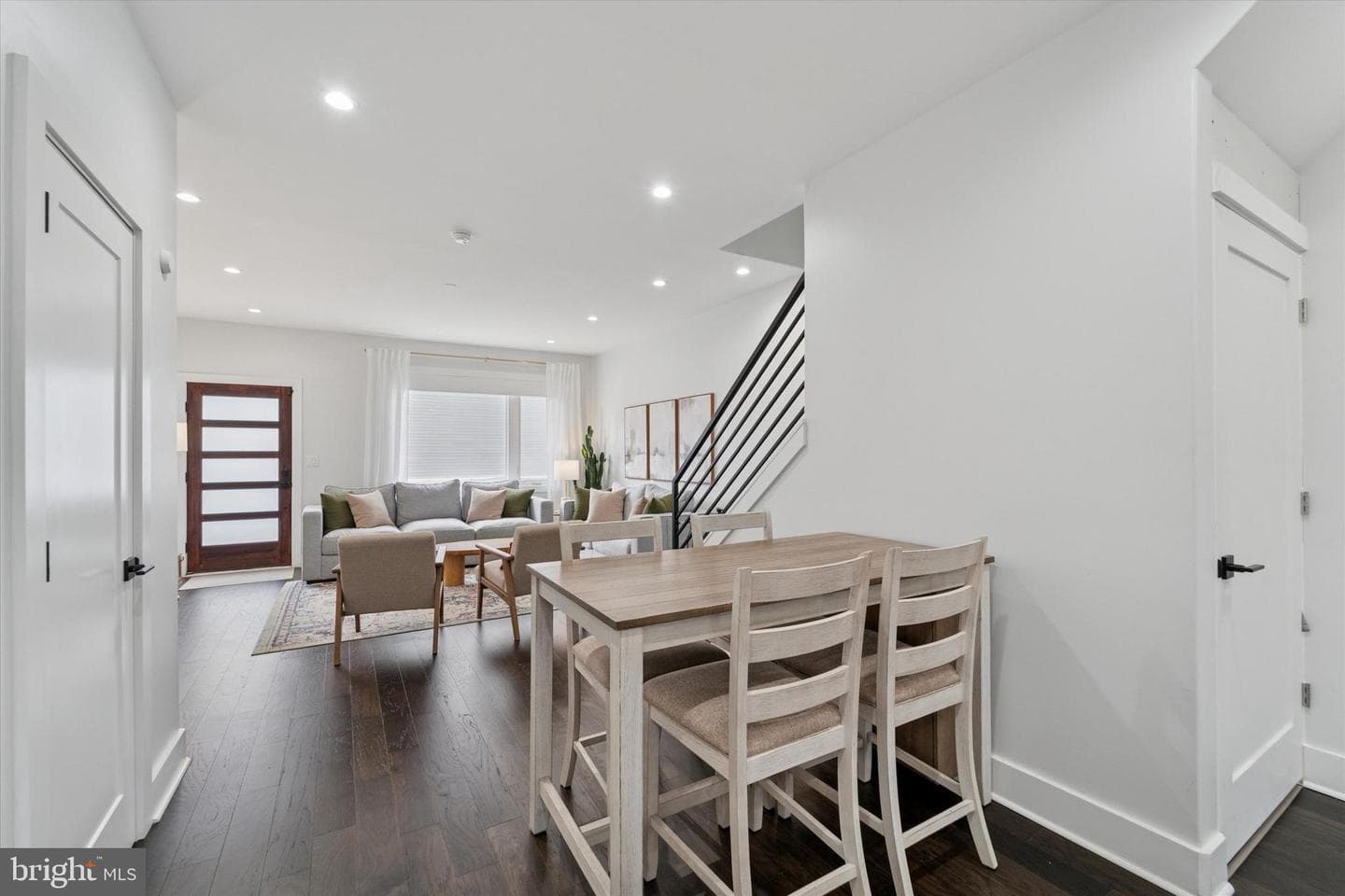 73 E Sharpnack Street photo 12