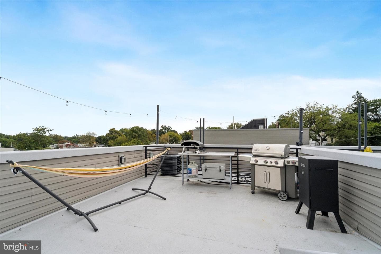 73 E Sharpnack Street photo 38