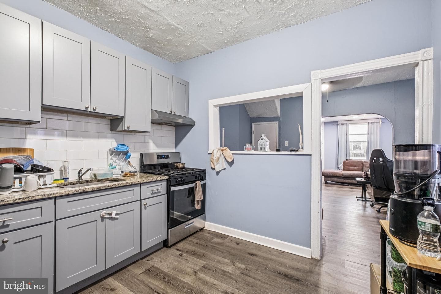 1379 Narragansett Street photo 19