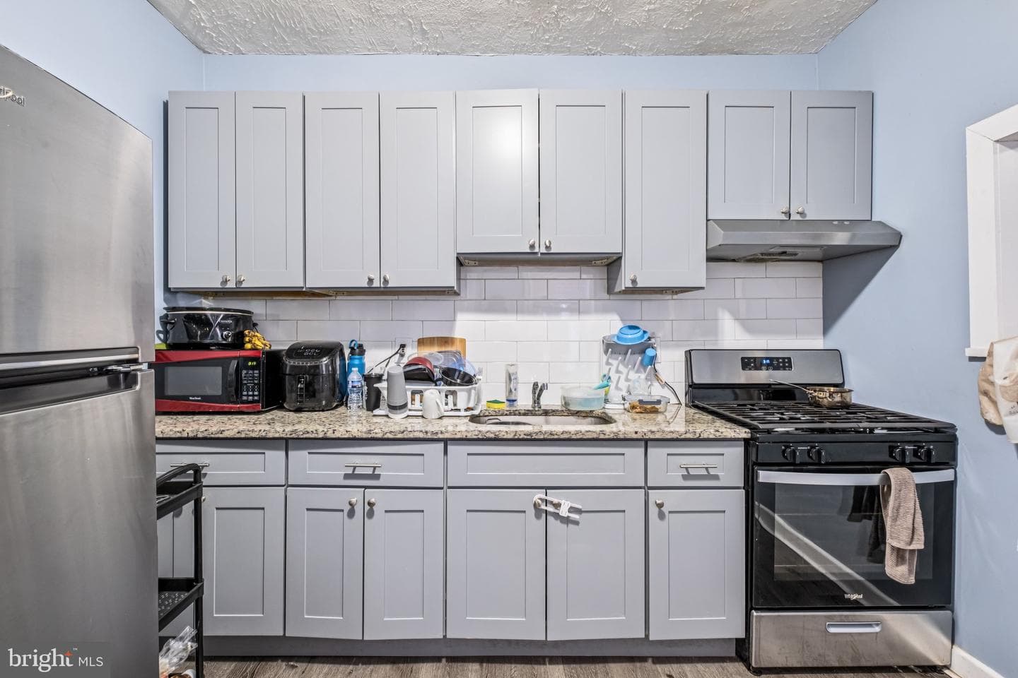1379 Narragansett Street photo 21