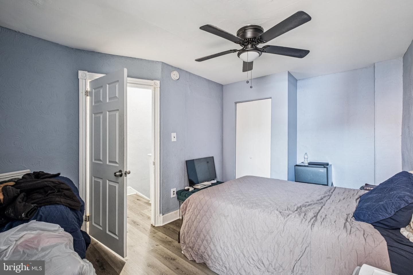 1379 Narragansett Street photo 28