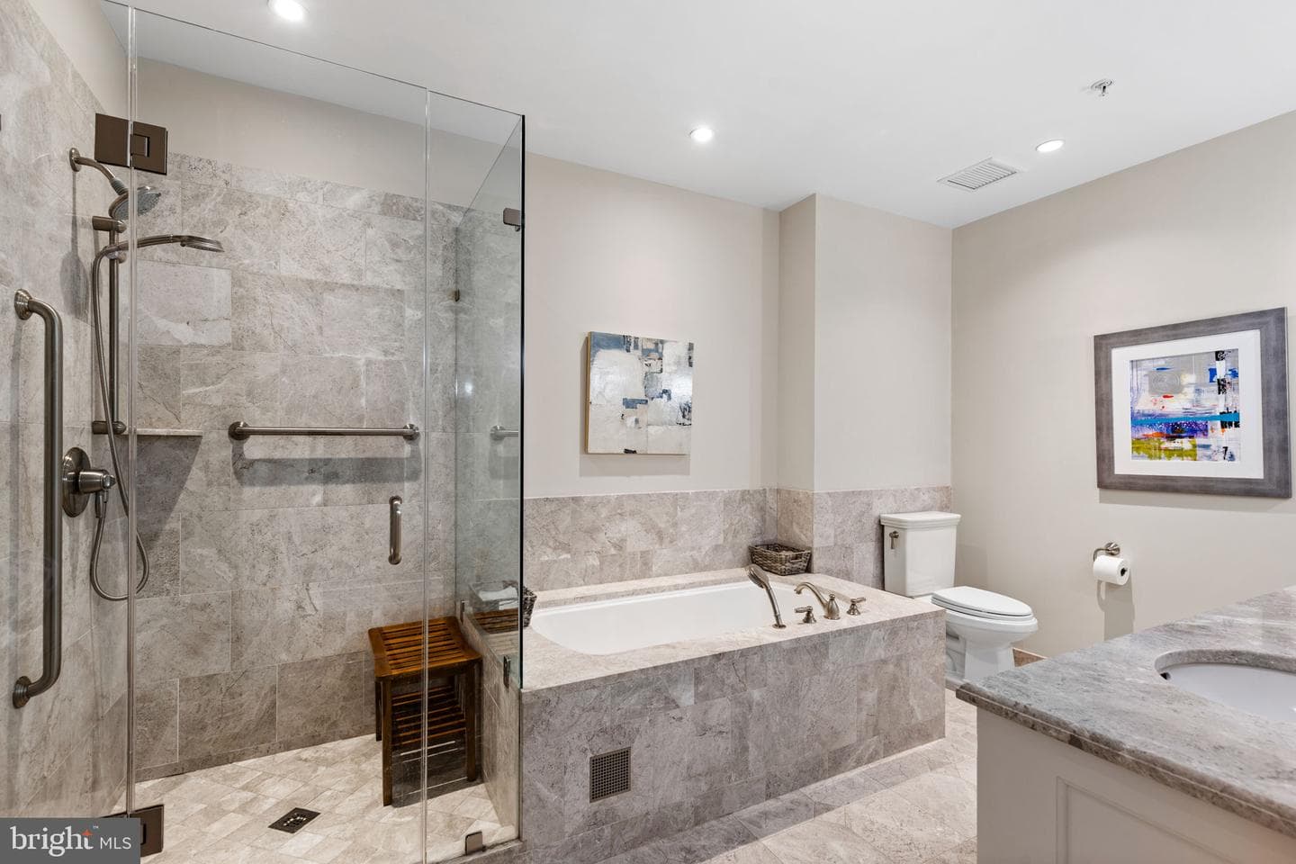 130 S 18th Street #1402 photo 26