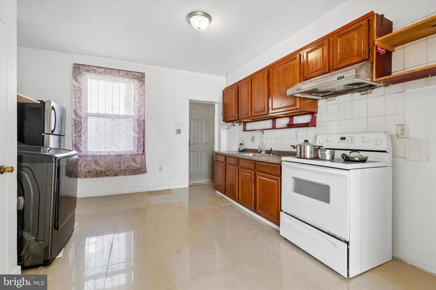 1609 N Philip Street photo 2