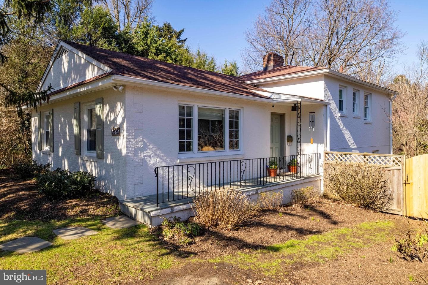 323 E Gowen Avenue photo 3