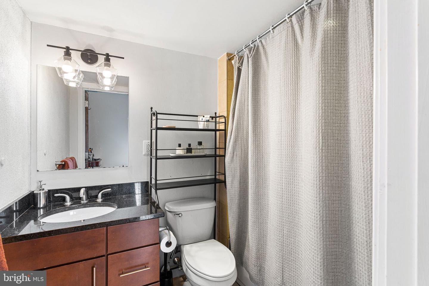 1201 Fitzwater Street #401 photo 9
