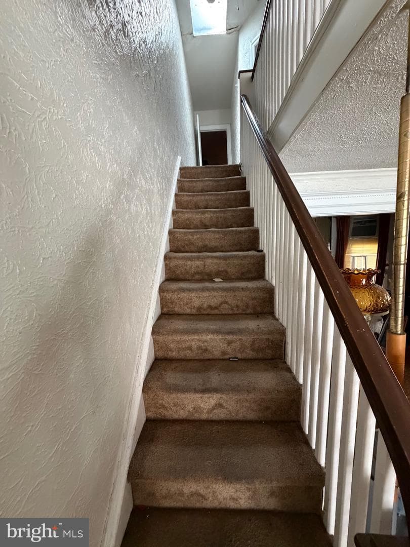 5429 Arlington Street photo 9