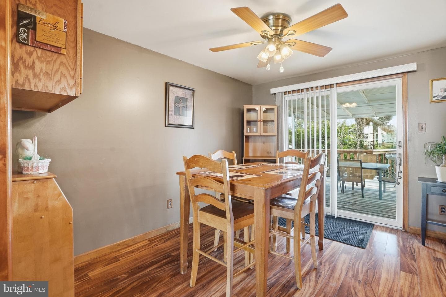 811 Selma Street photo 12