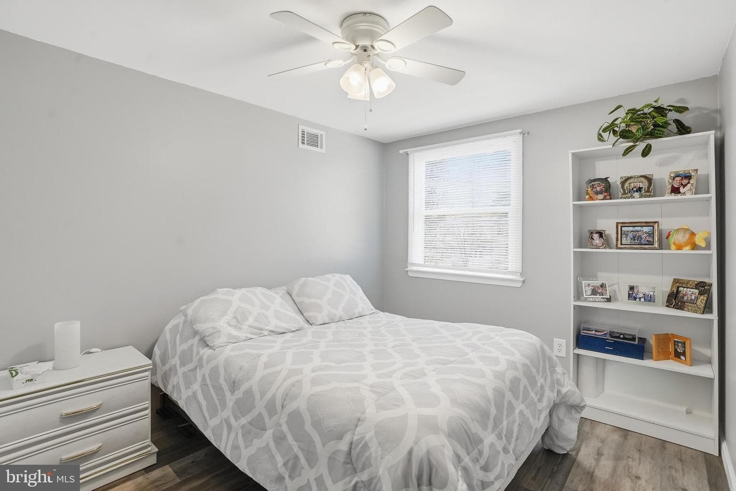 811 Selma Street photo 26