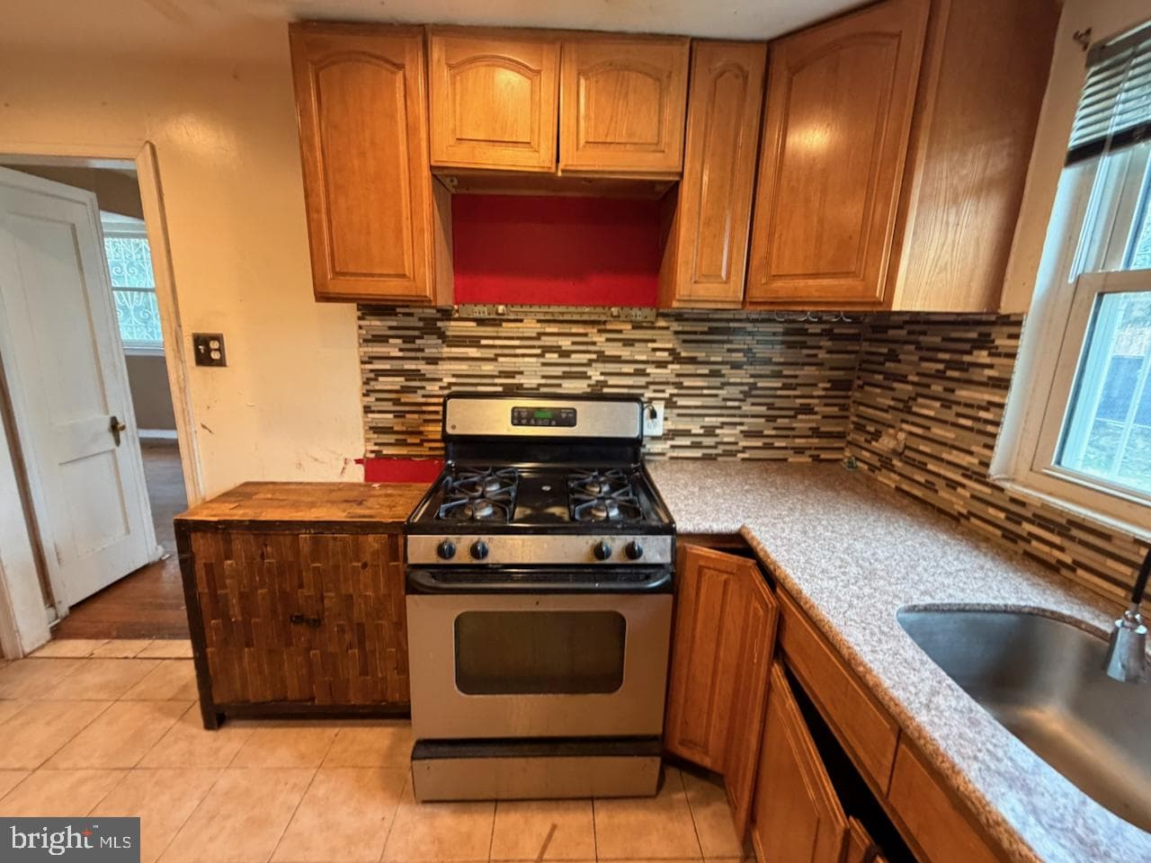 8216 Bayard Street photo 10