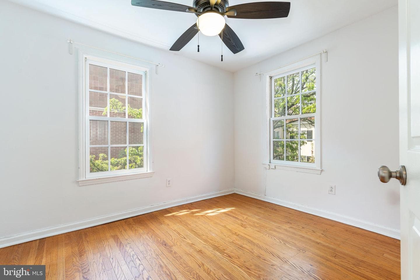244 S 9th Street photo 15