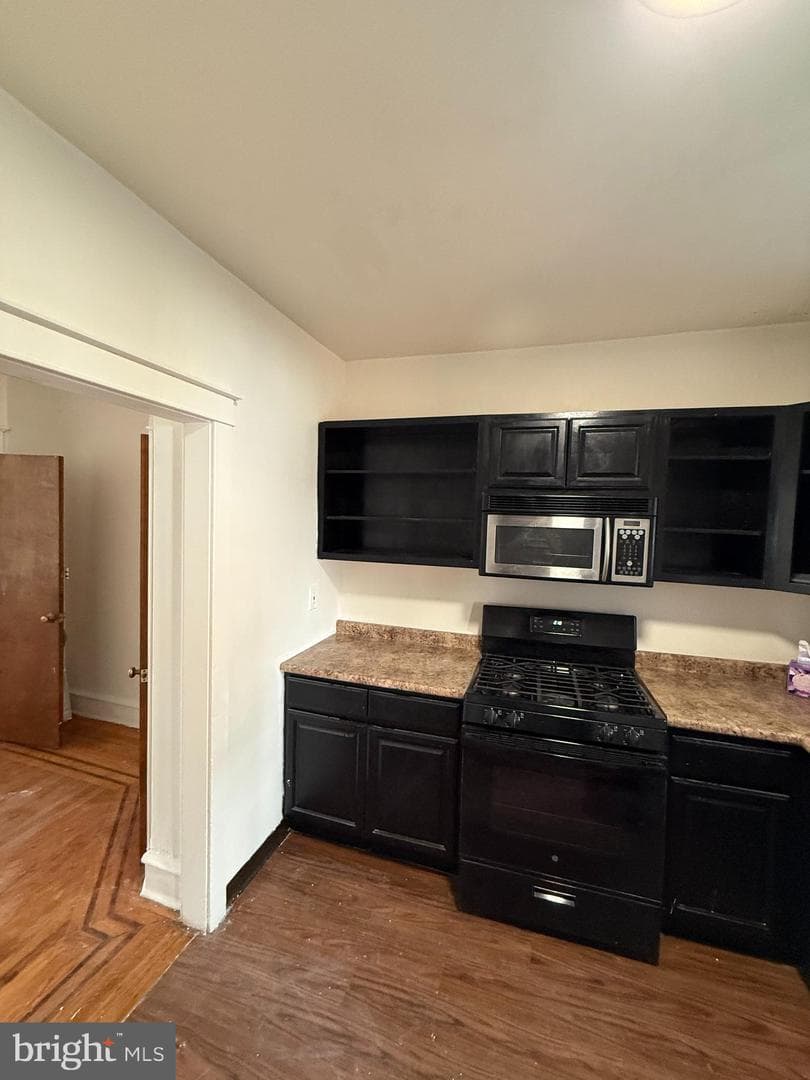 309 Rosemar Street photo 14