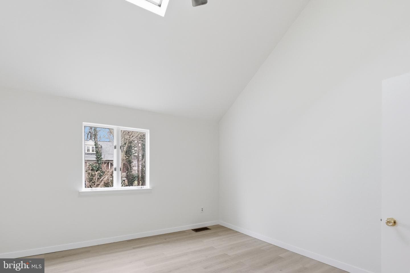 7332 Devon Street photo 26