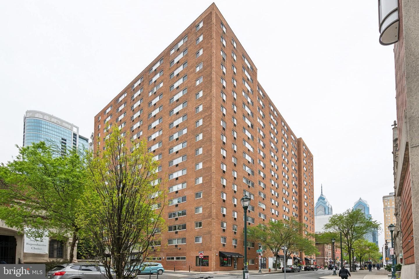 2101 Chestnut Street #614