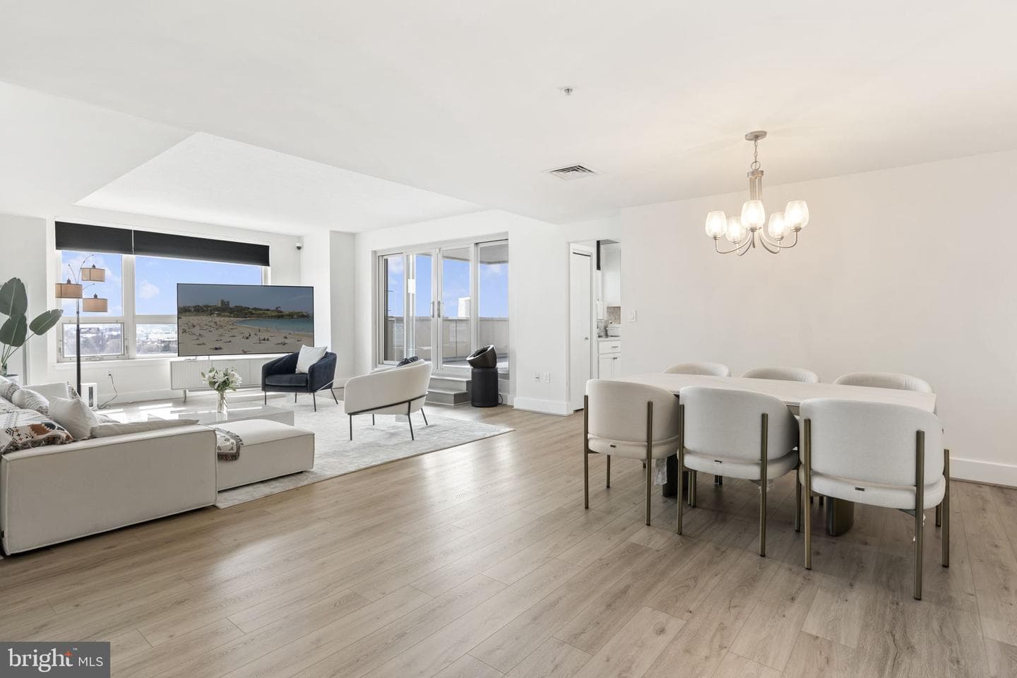 717 S Chris Columbus Boulevard #1102 photo 4