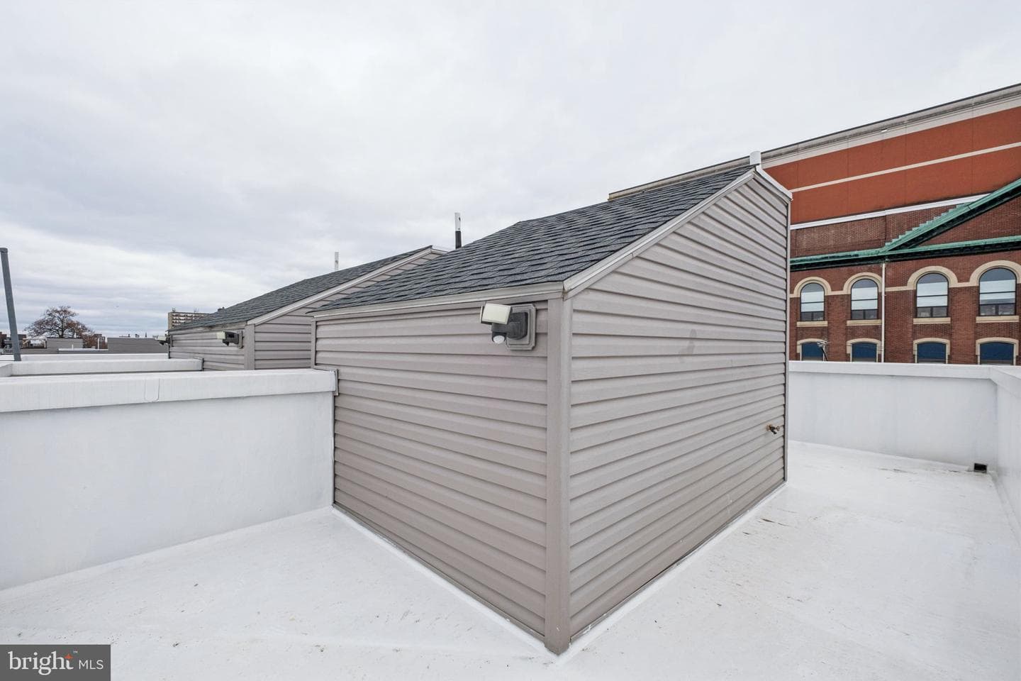 1710 W Seybert Street photo 39