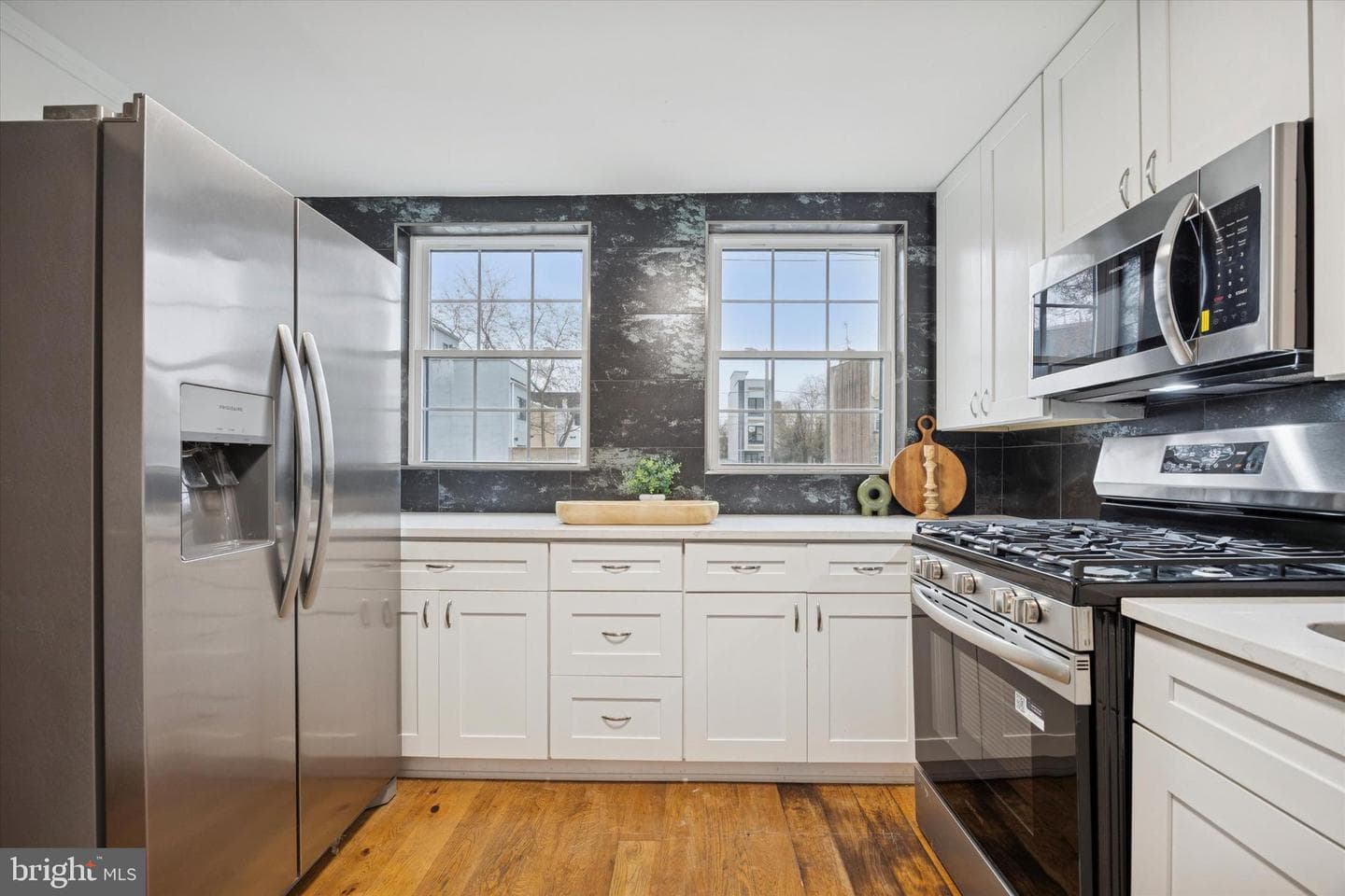 2047 N Randolph Street photo 10
