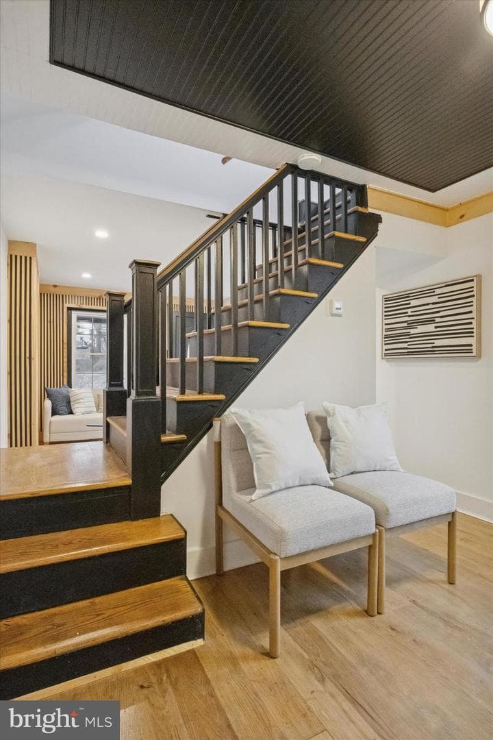 2047 N Randolph Street photo 7