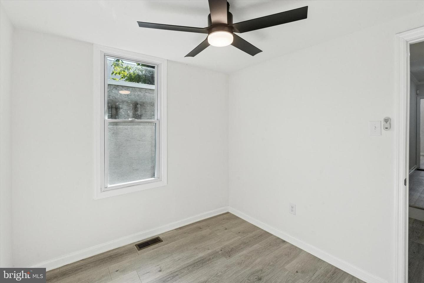1541 N 9th Street photo 19