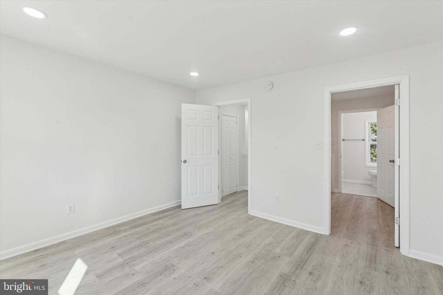 1541 N 9th Street photo 31