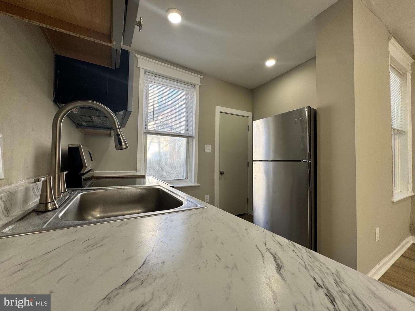 3164 Agate Street photo 5