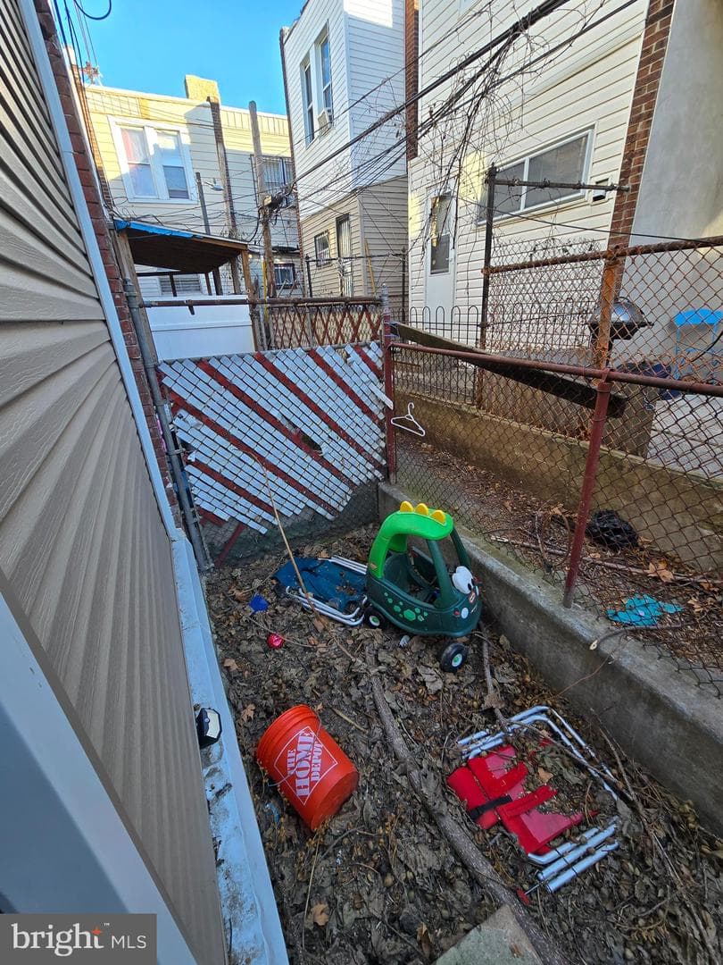 3251 Hurley Street photo 9