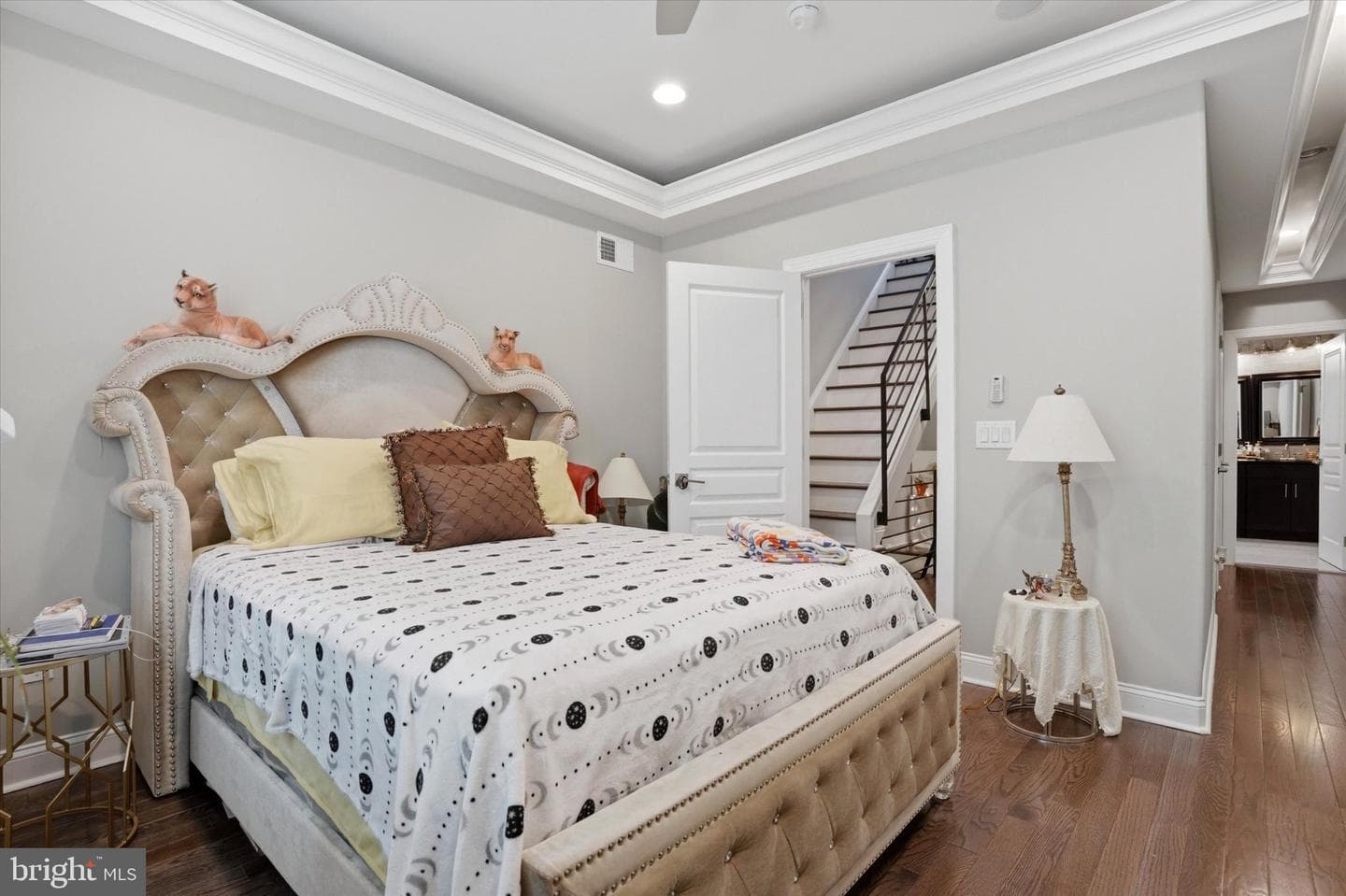 1739 W Seybert Street photo 23