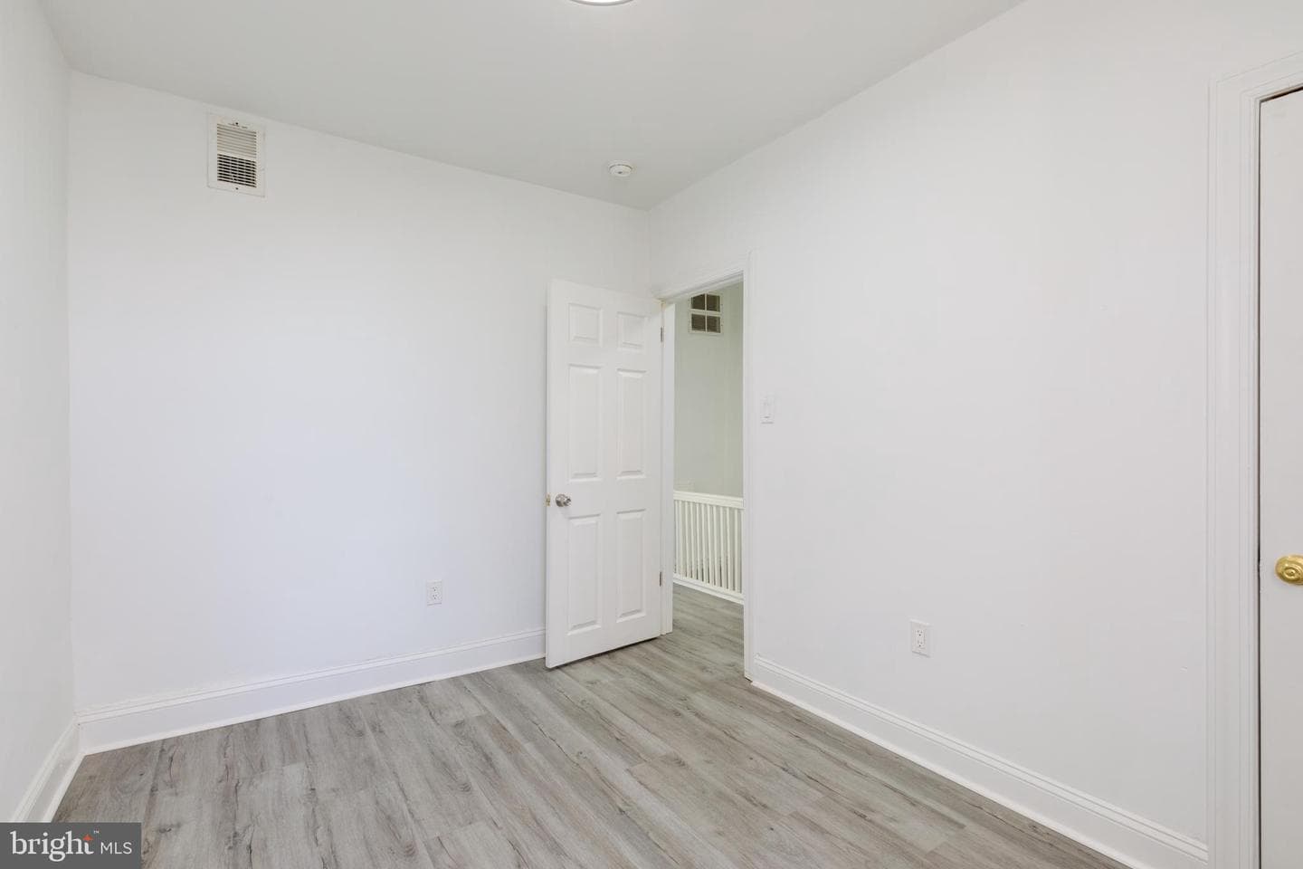6226 Limekiln Pike photo 14