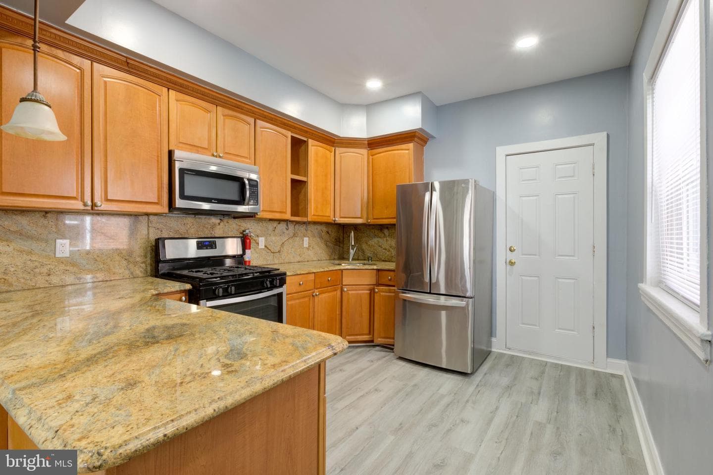 6226 Limekiln Pike photo 8