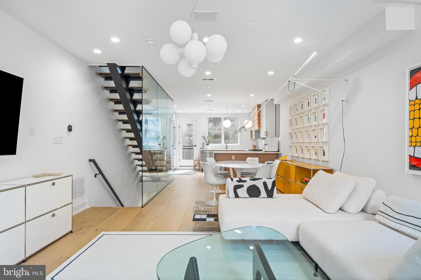 1322 Rodman Street photo 10